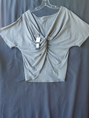 Fashion Nova Gray Twist-Front Crop Top